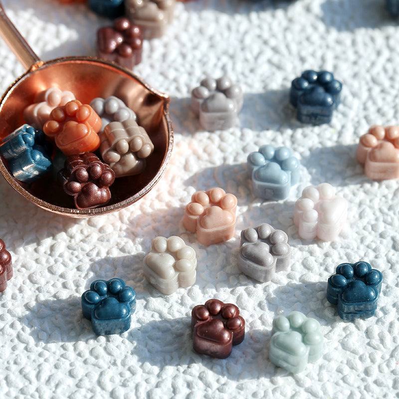 Cat's Paw Shape Wax Beads, 150 pcs unique mixed color